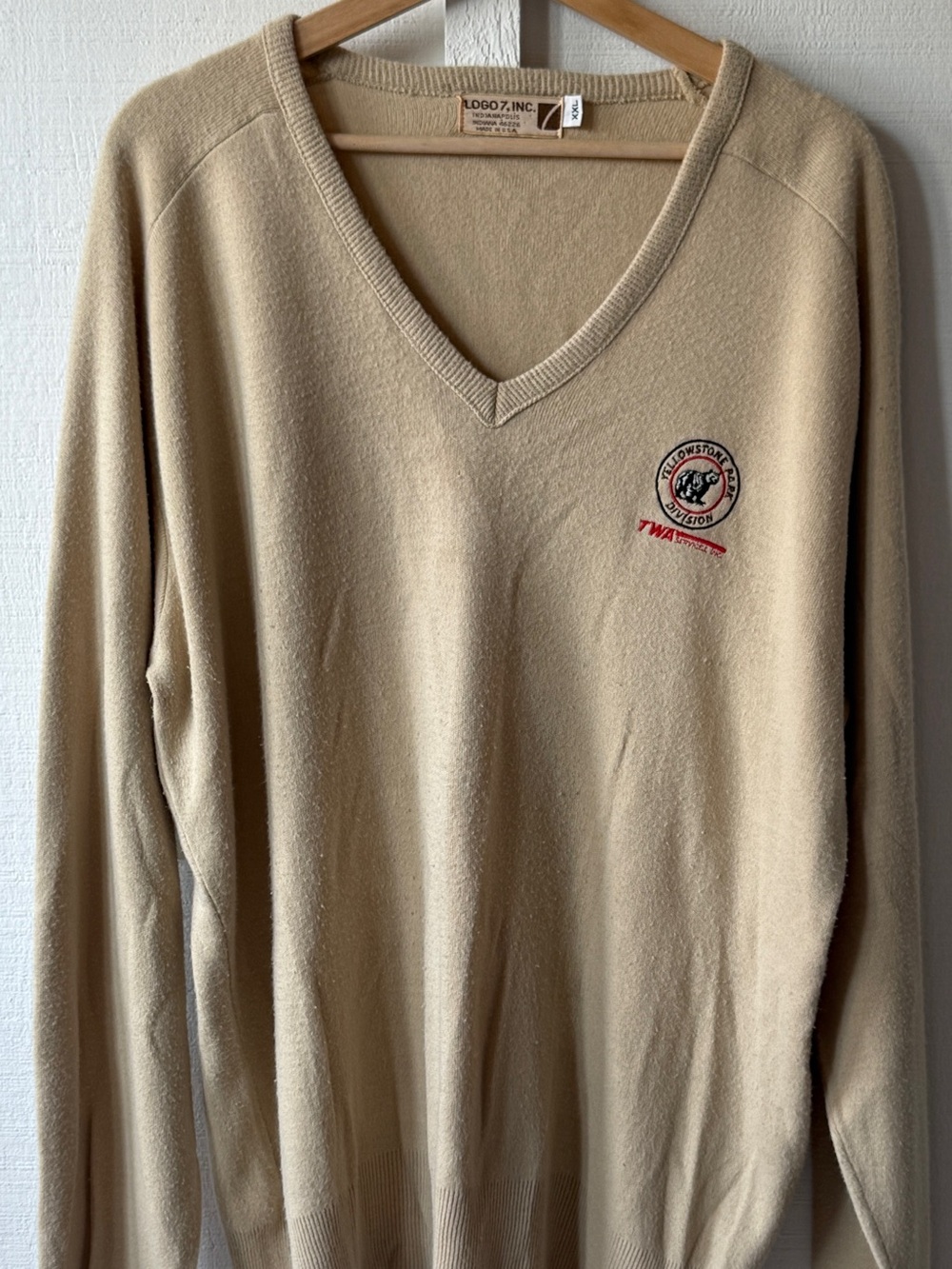 Vintage Logo 7 | TWA Yellowstone Division | 
V-Neck Sweater | XXL